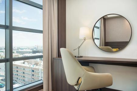 Hampton By Hilton Dubai Airport - 6