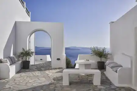 Mr and Mrs White Santorini - 42