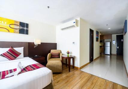 Lohas Residences Sukhumvit - 2