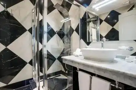 Via Veneto Suites - 15