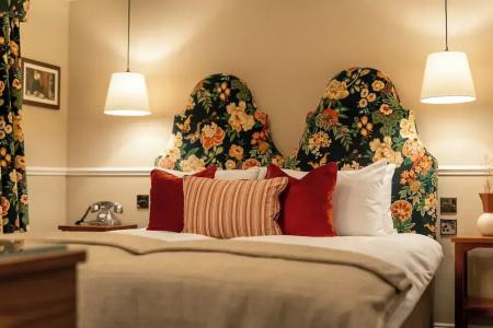 The Drayton Court - 98
