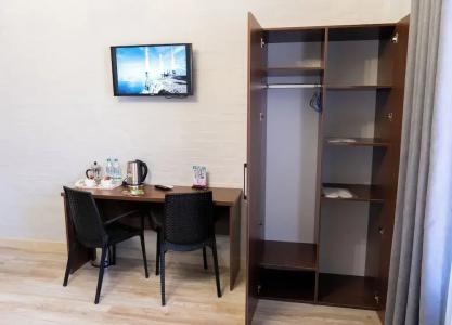 Nest Inn - 81