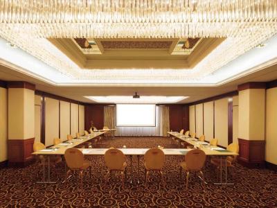 Mövenpick & Casino Geneva - 13