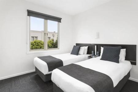 Quest Prahran - 1