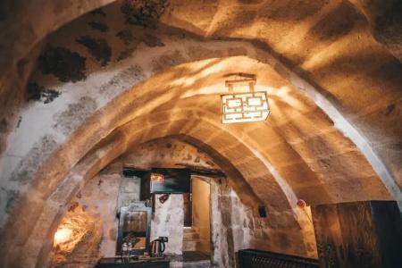 Tale Cave In - 86