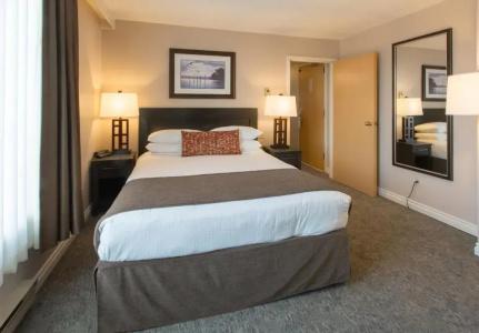 The Embassy Inn - 63