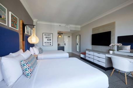 The Waterfront Beach Resort, A Hilton - 6