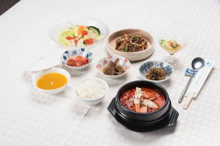 Spring Golf & Art Resort Awaji - 29