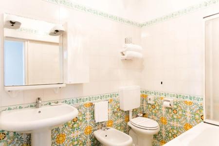 Residenza d'Epoca Albergo Quattro Fontane - 8