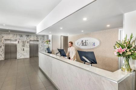 Adina Apartment Barrack Plaza - 20