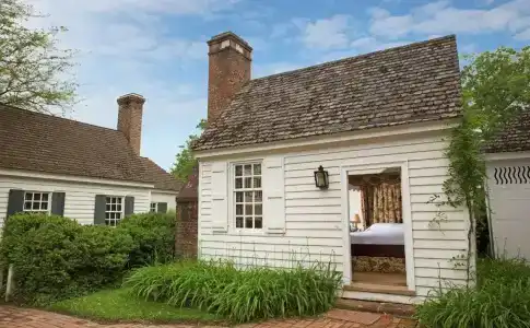 Colonial Houses - A Colonial - 13