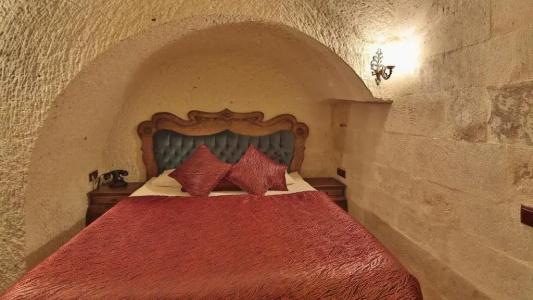 Phocas Cave Suites - 86