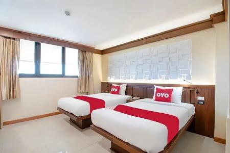 Vaccinated Staff -Oyo 635 Sira Boutique - 73