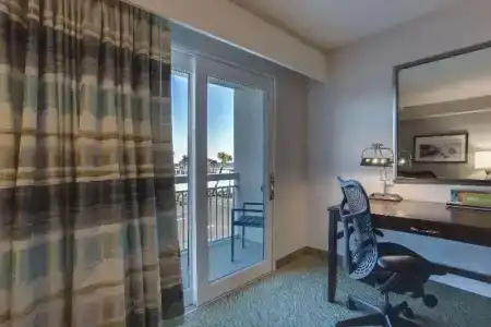 Hilton Garden Inn Oceanfront - 53
