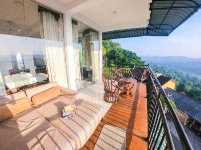 Romance Hills - 145
