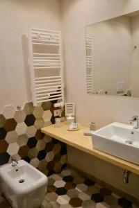 b&b Vicoli Di Napoli - 38