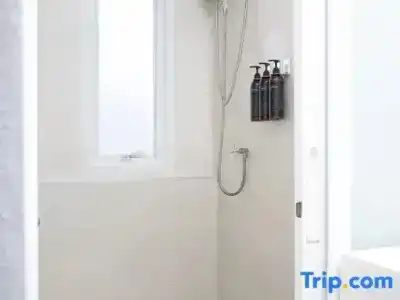 Nantra Silom - 50