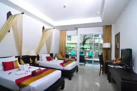 Baan Karonburi Resort - 10