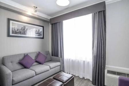 Sandman & Suites South - 44