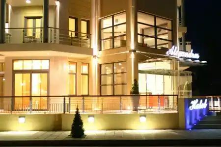 Alexandros Boutique - 0
