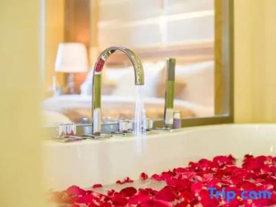 Best Western Chinatown - 167
