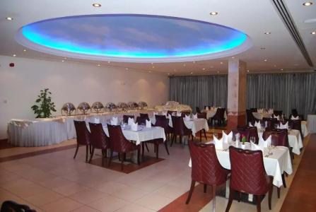 Al Madina Suites - 21