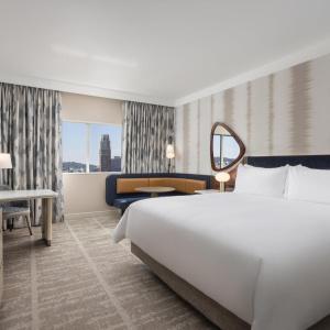 Loews Vanderbilt - 37