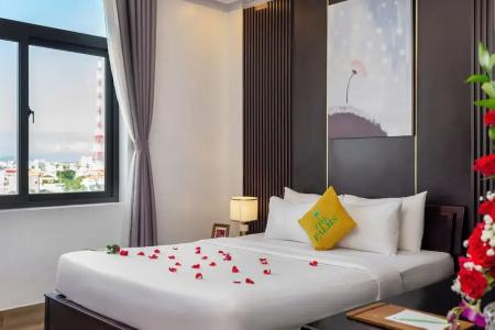 The Palm - 24