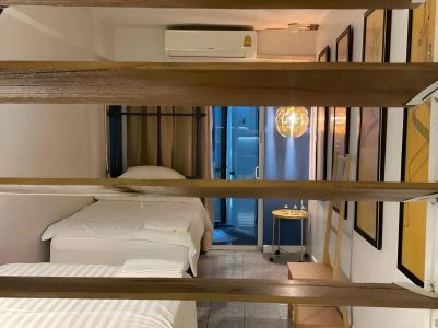 Bed in Town - 5
