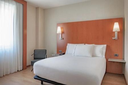 Ac Los Vascos By Marriott - 5