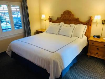 Franciscan Inn & Suites - 27