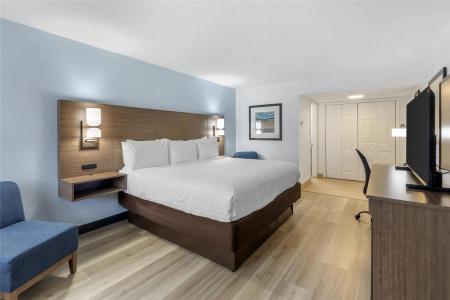Best Western Palm Beach Lakes - 52