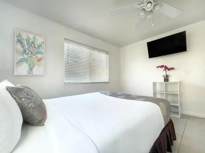 The Palms - 14