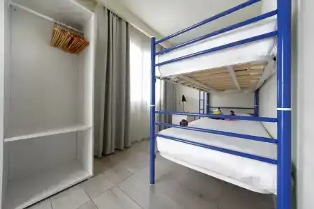 Aqua Suites - 106