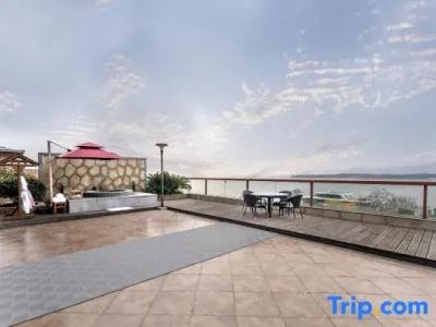 East Tai Lake Grand - 64