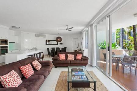 Noosa Tropicana - 178