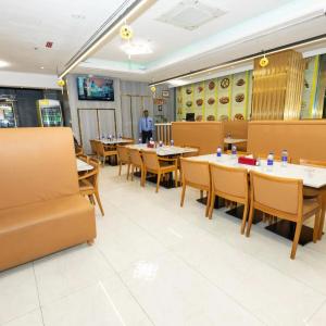 Sun & Sands Sea View - 26
