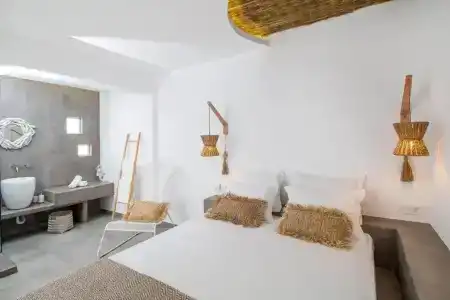 Malibu Boutique Studios - 59