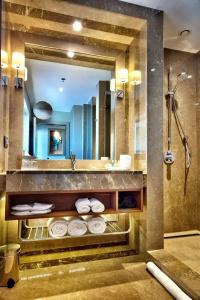 Renaissance Istanbul Polat Bosphorus - 17
