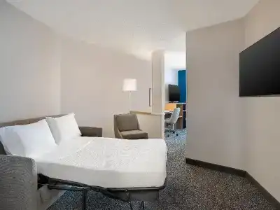 Hilton Garden Inn - 55
