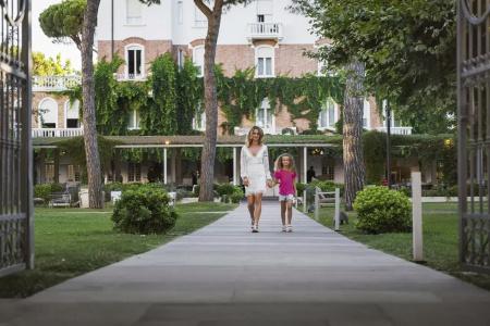Globus, Sure Hotel Collection by Best Western - 35
