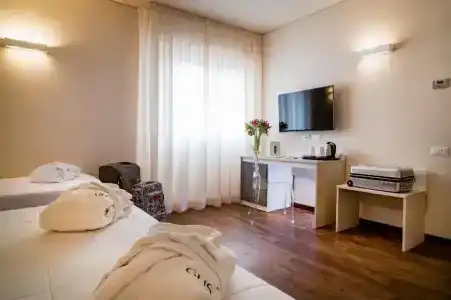 Astoria Palace - 38