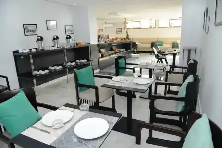 Le Yacht Suites - 23