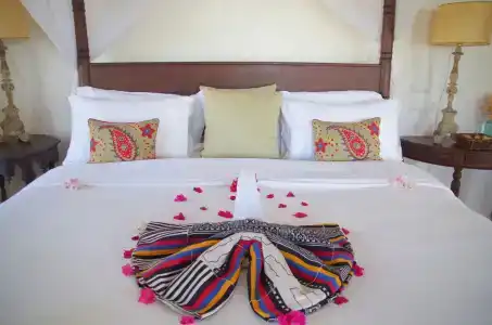 Qambani Luxury - 3