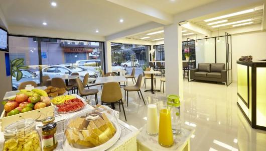 Le Bonheur Poshtel - 12
