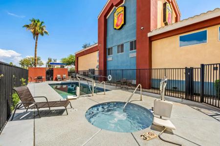 Super 8 by Wyndham Marana/Tucson Area - 22
