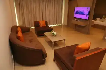 Crystal Palace Pattaya -Sha Extra Plus - 108