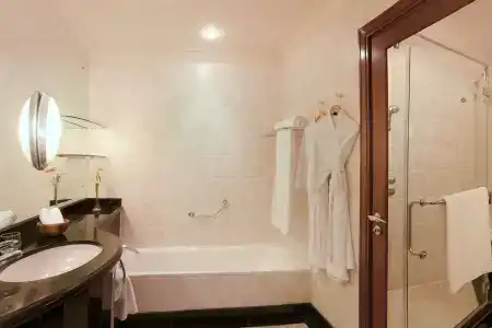 Hilton Mauritius Resort & Spa - 9