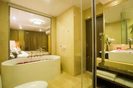Best Western Chinatown - 140