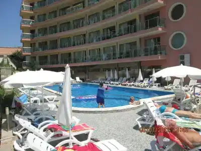 Sunny Bay - 3
